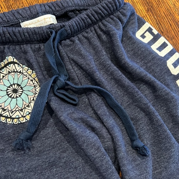 NWOT Spiritual Gangster Good Vibes Only Sweatpants Extra Small Mandala Design - Picture 9 of 16